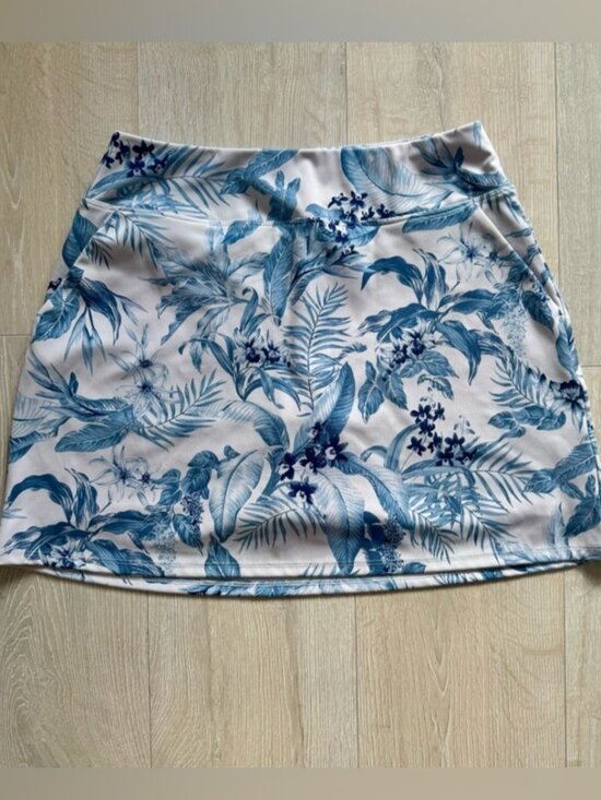 Pants - Blue and White Tropical Print Skort